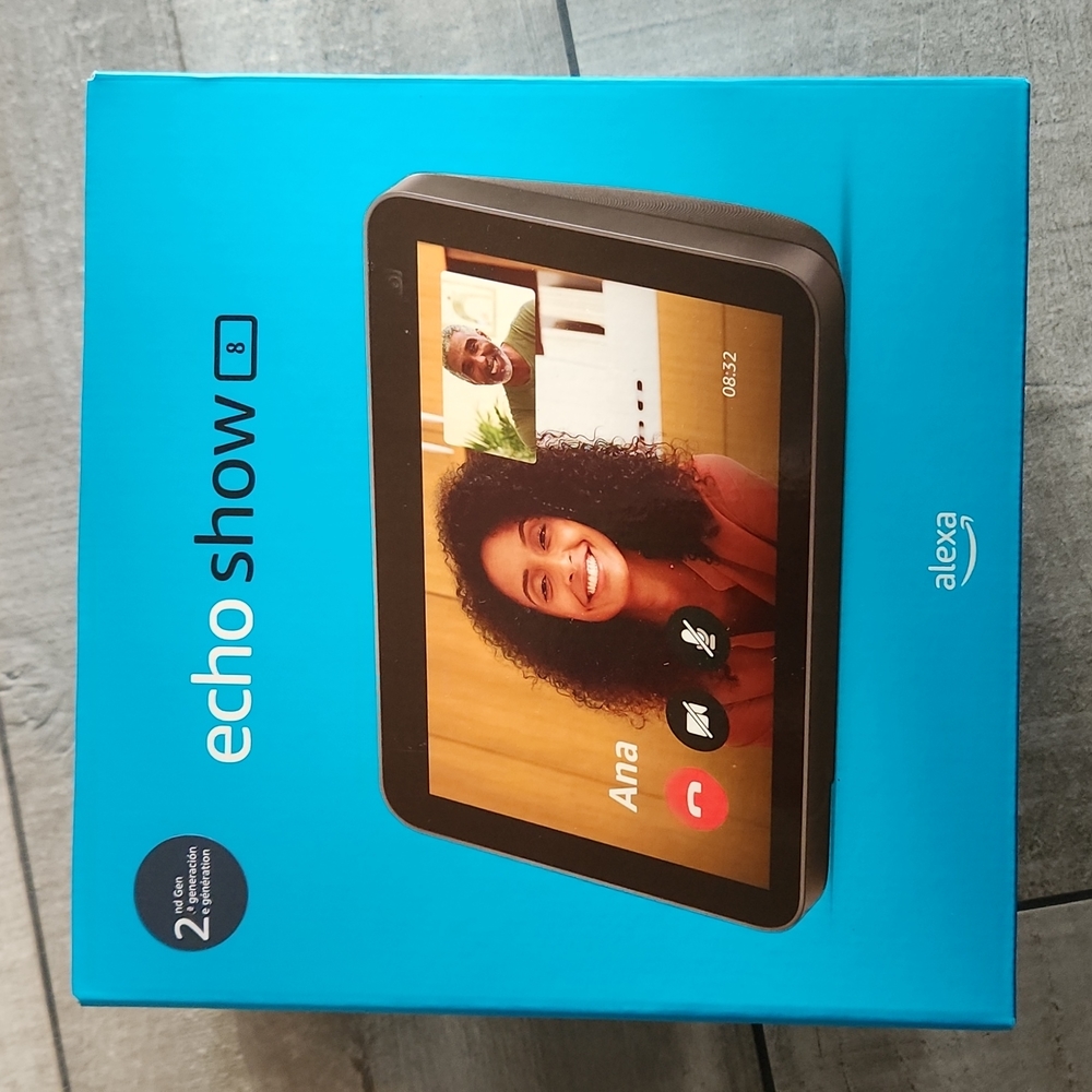 Amazon alexa echo show